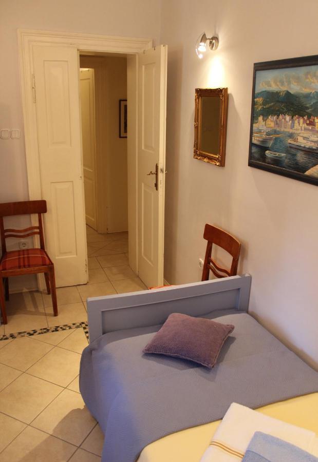 Apartment Adagio Theatre *