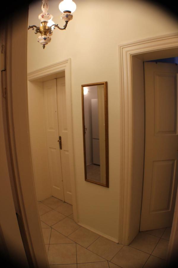 Apartment Adagio Theatre Split