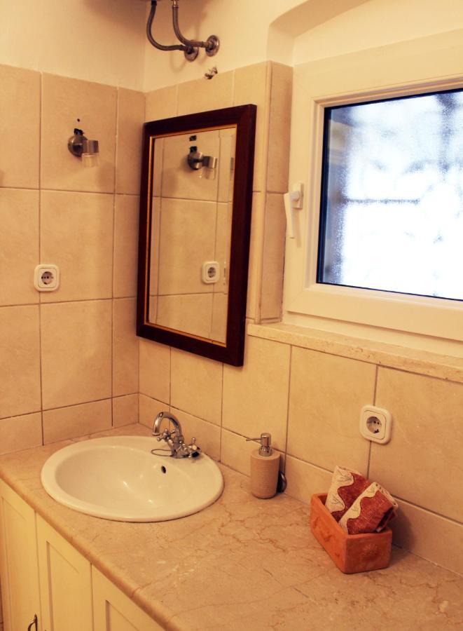 Apartment Adagio Theatre *